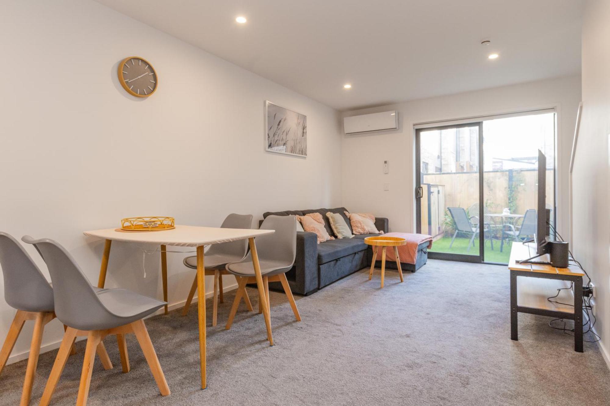 דירות כרייסטצ'רץ' Entertaining Townhouse By Little High Eatery מראה חיצוני תמונה