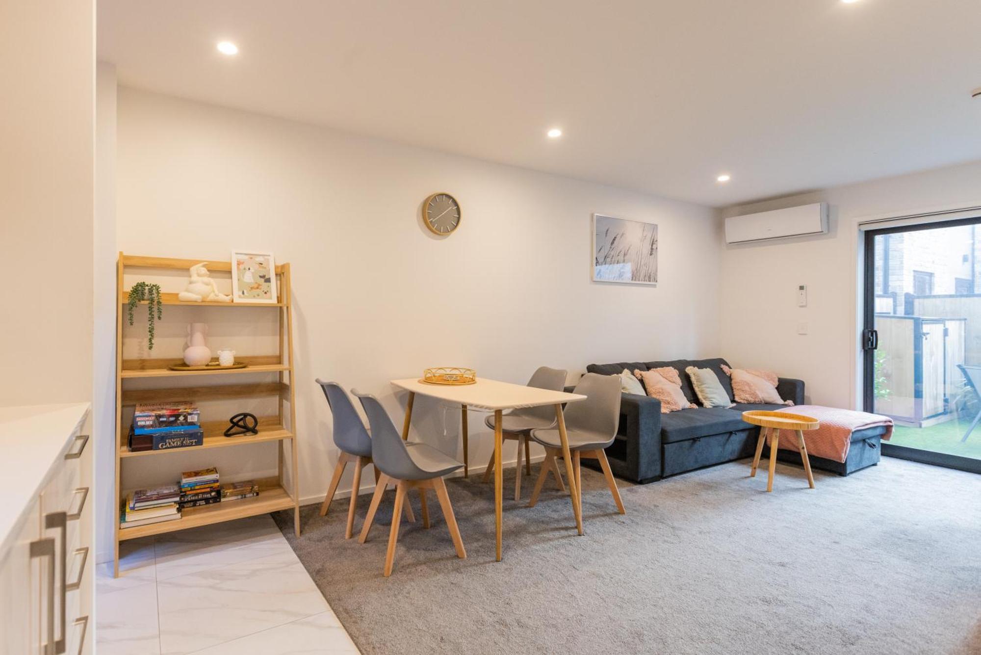 דירות כרייסטצ'רץ' Entertaining Townhouse By Little High Eatery מראה חיצוני תמונה